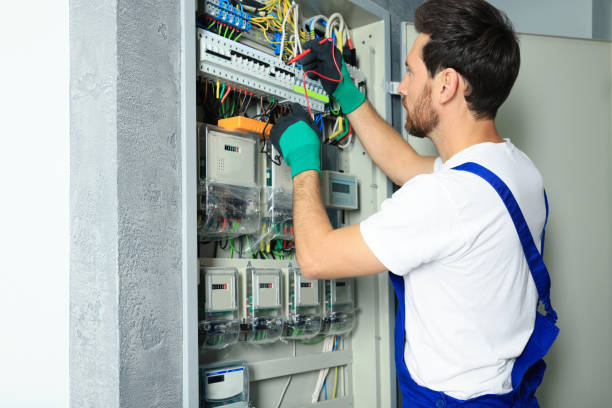 Best Circuit Breaker Repair  in Sweeny, TX
